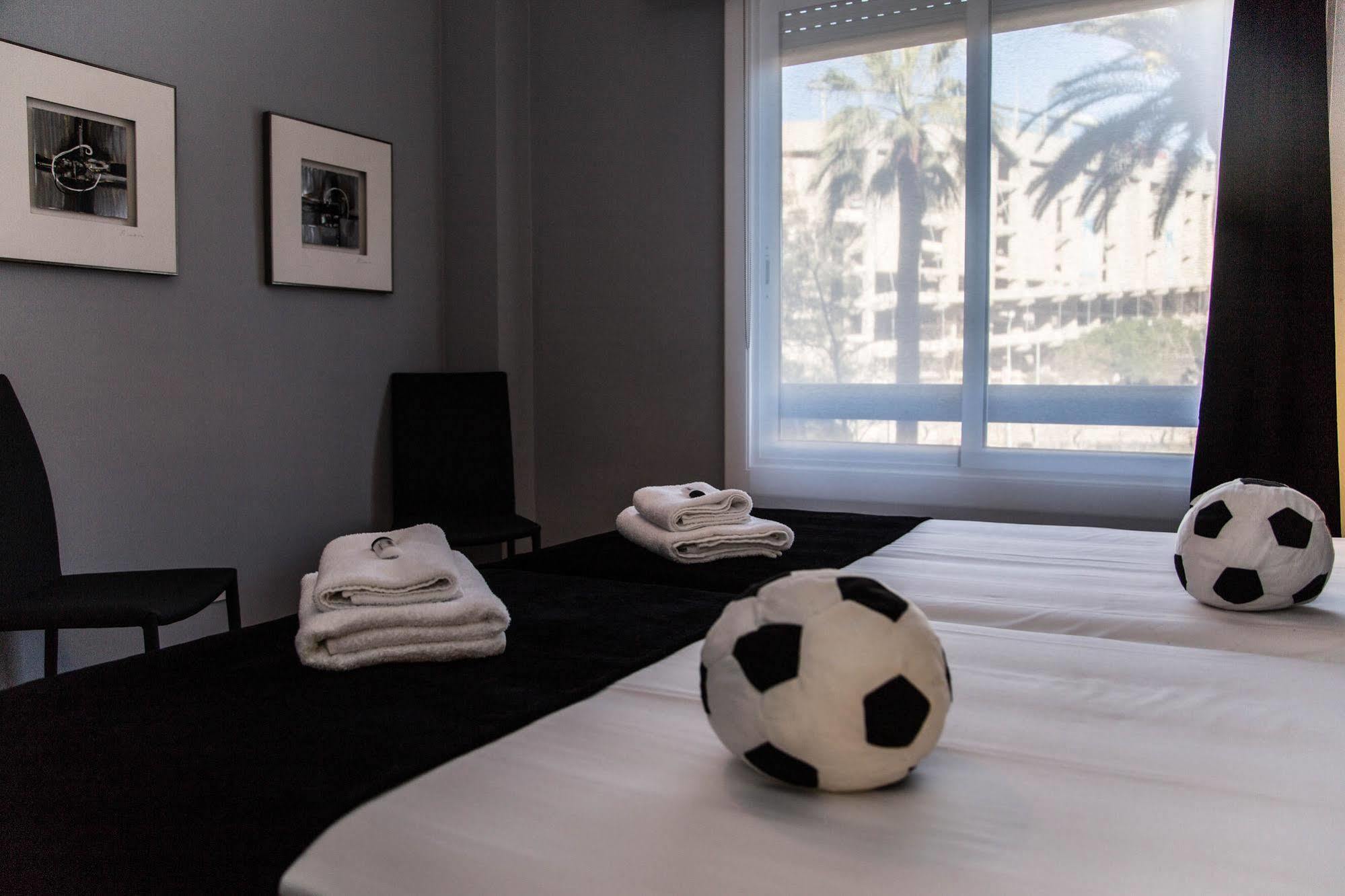 Alcam Futbol Barcelona Exterior foto